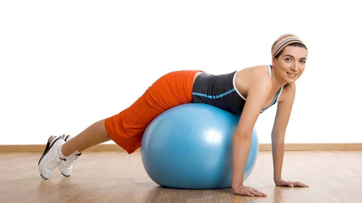 Swiss ball online back exercises